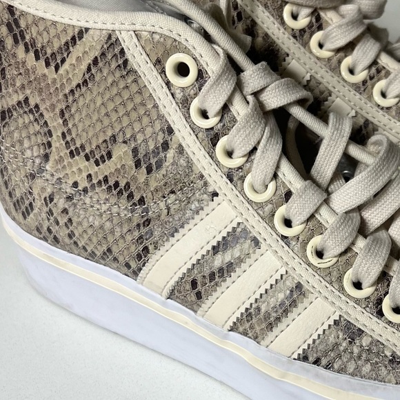 Adidas Nizza mid platform sneakers. - Picture 9 of 9